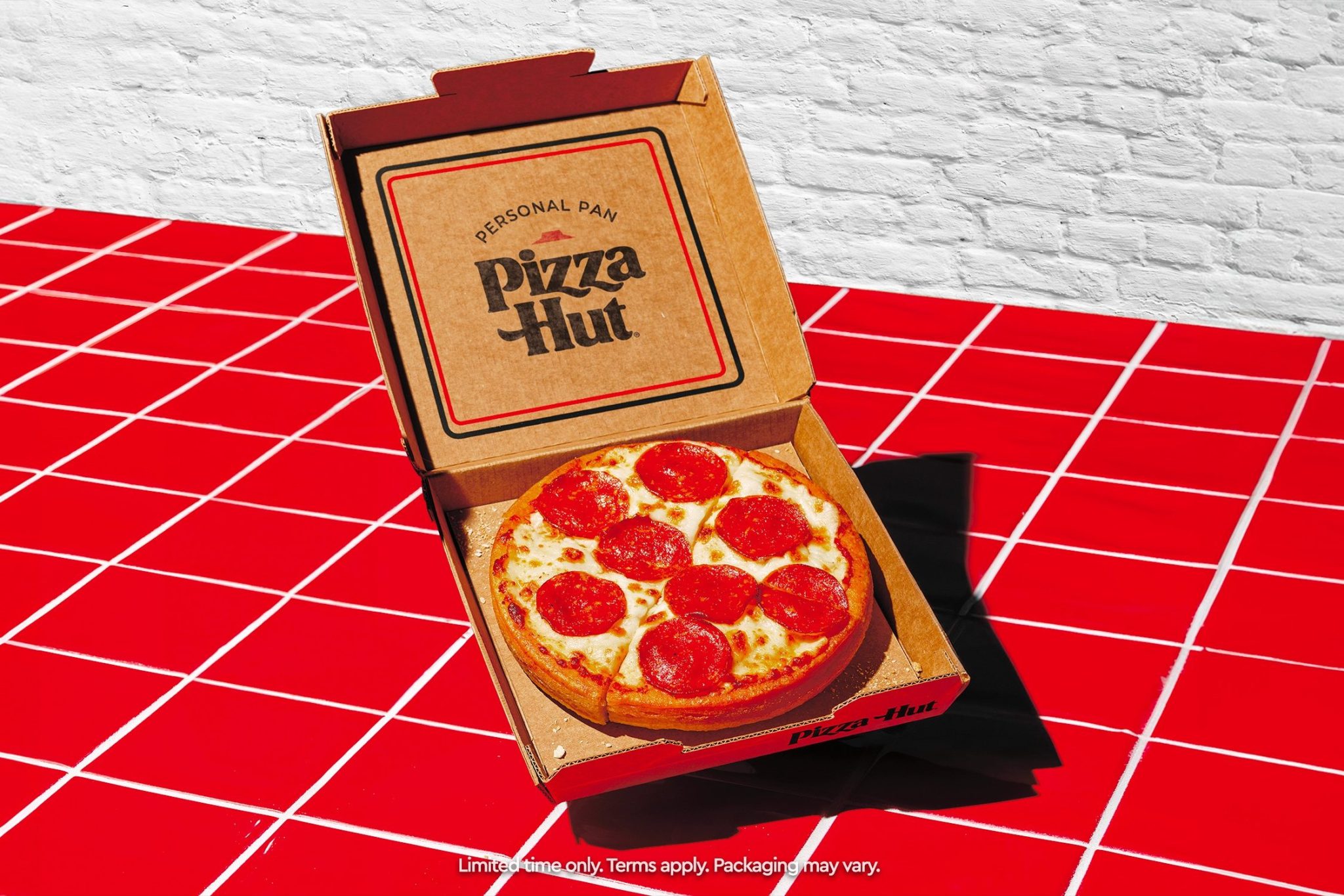 Pizza Hut Introduces A 'Personal Pan' Mini Restaurant In New York City